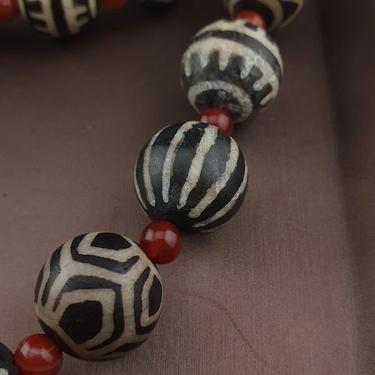 Antique Burmese Pumtek Pyu Petrified Wood Beads Necklace