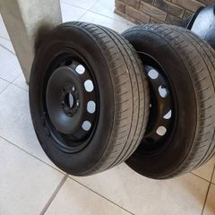 Ford wheels x 4