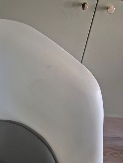eames style bucket chair