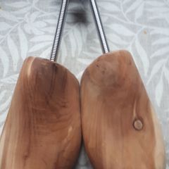 wooden shoe tree