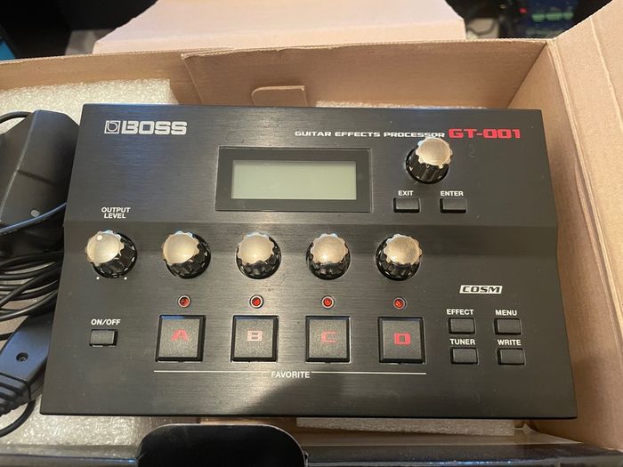 Boss GT-001 FX & Audio Interface