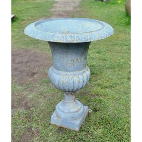 Cast Iron Urn KAS1248