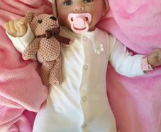 Reborns By Laura.  Introducing Lacy Heavy, Weighted Newborn Reborn Doll. Welcome to View