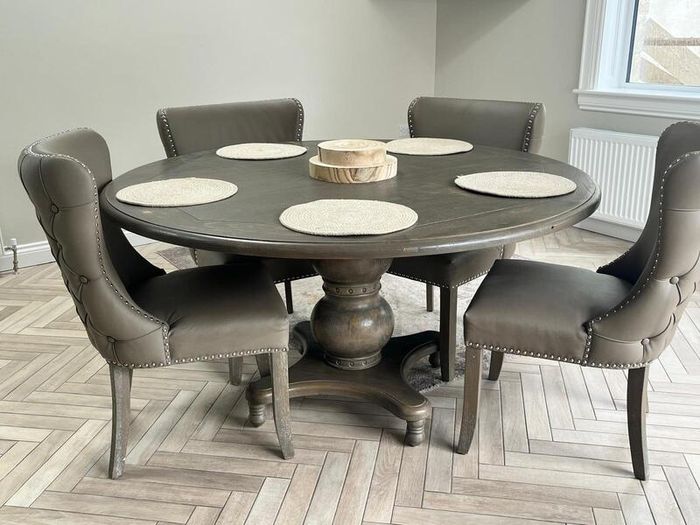 Oak table for sale
