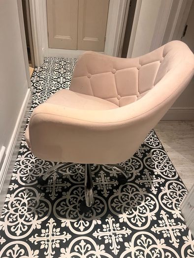 Vanity desk chair