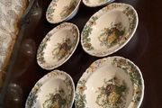 6 Vintage Masons bowls in good condition with green basket design