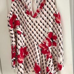 Ladies stunning M&S top size 12
