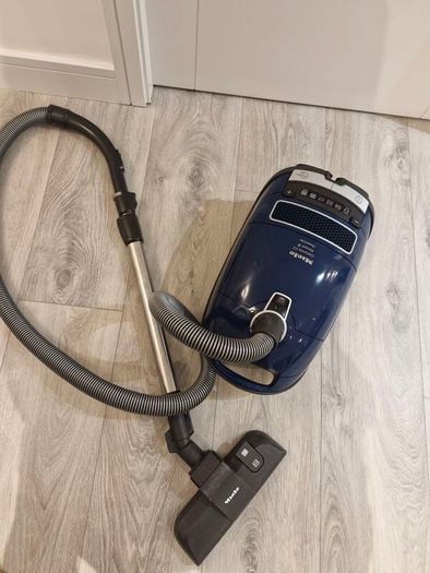Miele vacuum cleaner