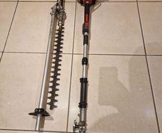 Shindiawa 230PHs power head with hedge trimmer attachment