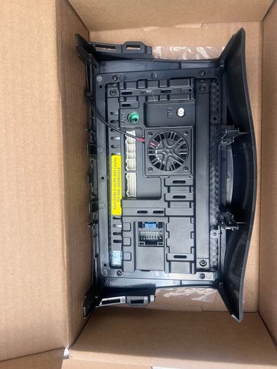 CarPlay/Android Auto head unit for Toyota MODELS