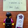 Lego minifigure Skater Girl - Series 6 (2012) Image 2