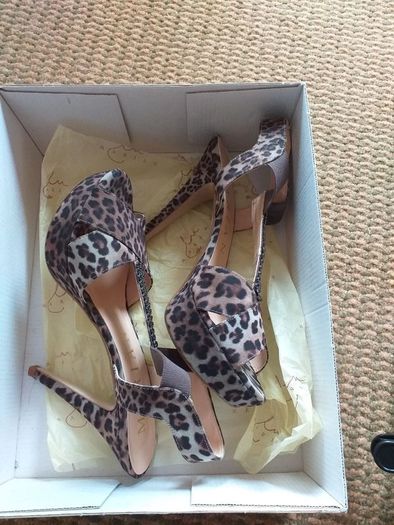 Marian Sandals Uk3/36