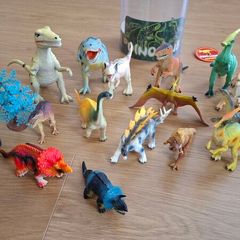 Dinosaurs/ Toys for Kids