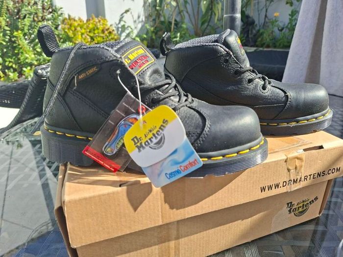 Dr Martens 'Airwair' Work Boots UK 3 - BRAND NEW IN BOX