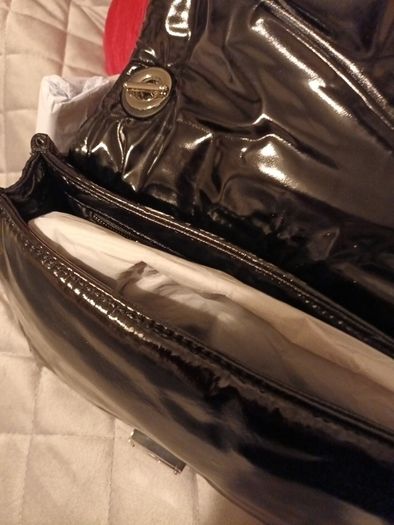 Genuine brand new with tags and packaging michael kors