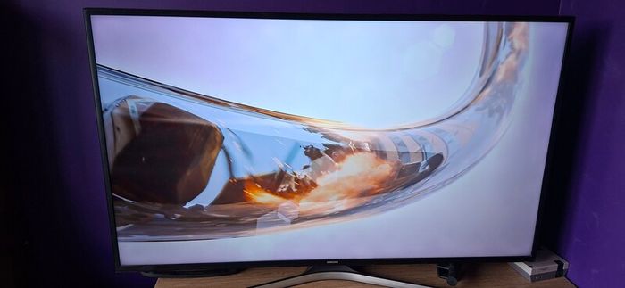 Samsung UE50 MU6120K 50"