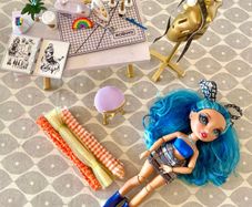 Rainbow High Fashion Designer Doll - 25