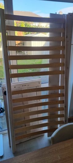 single wooden bed