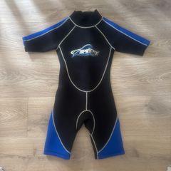 wetsuit age 6-7