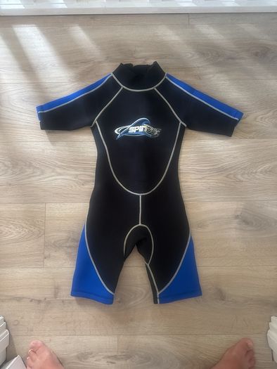 wetsuit age 6-7