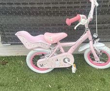 Girls bike