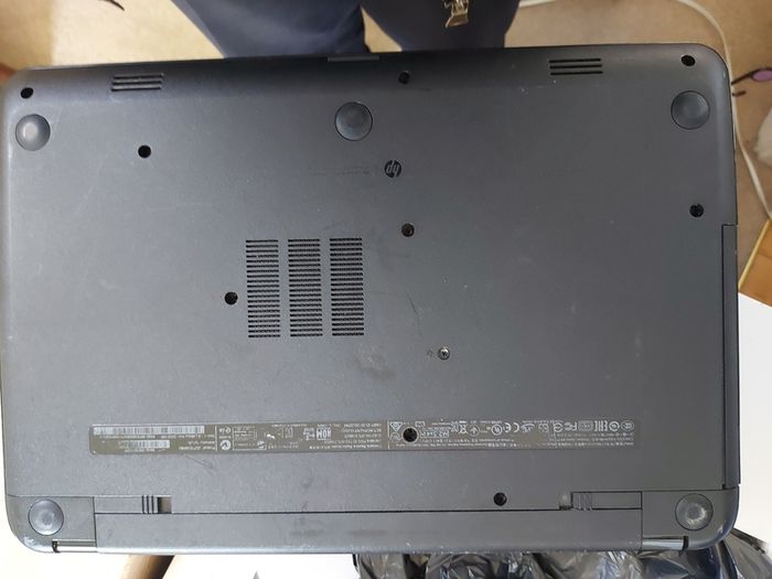 HP 15.6 inch Laptop, Model 15-af092sa, AMD A8-6410 APU with AMD Radeon Graphics, 2.0GHz, 8GB Ram, 1 Terrabyte HDD, Windows 10, Microsoft Edge, Chrome and VLC
