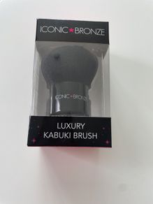 Iconic Bronze Luxury Bronzer Brush