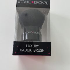Iconic Bronze Luxury Bronzer Brush