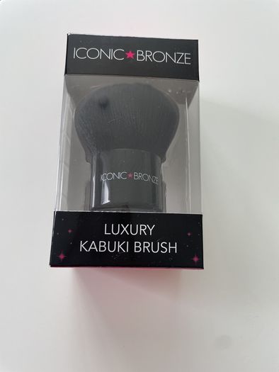 Iconic Bronze Luxury Bronzer Brush