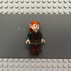 lego Lord of the rings/hobbit lor034 Tauriel minifigure, Dark Green and Dark Brown Outfit