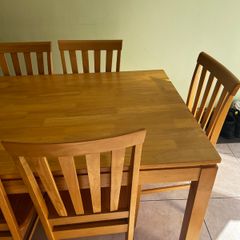 Kitchen Table and 6 Chairs