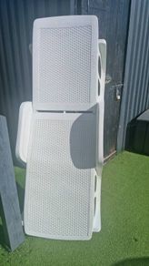 sun lounger