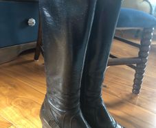 Fly black leather boots