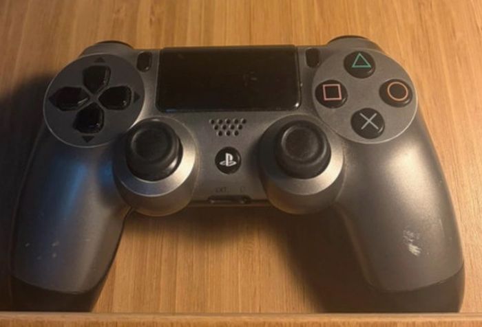 Batman PS4 console