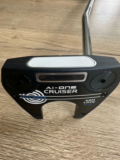 Odyssey AI One 7 Armlock Putter