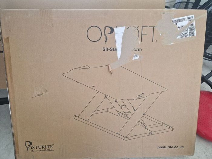 Sit-stand desk