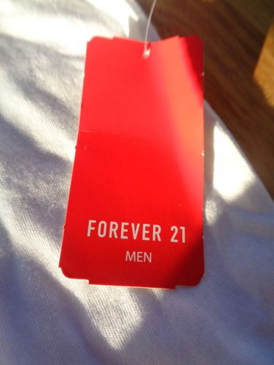 Forever 21 Mens T-Shirt for Sale