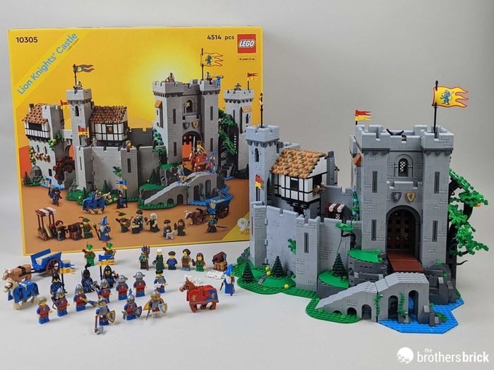 Lego Lion Knights Castle set 10305 Retired