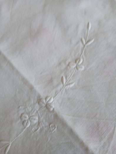 vintage embroidered table cloth