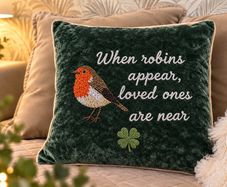 Robin Cushion
