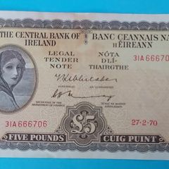 Irish 1970 Lavery Five pound banknote in A/Unc condition
