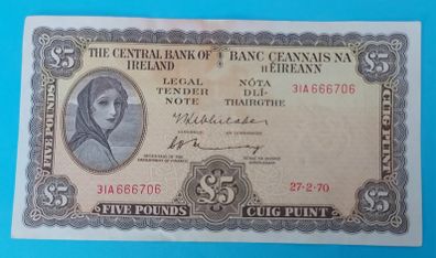Irish 1970 Lavery Five pound banknote in A/Unc condition