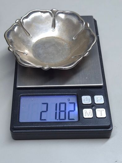 Vintage 800 Silver Small Floral Bowl / Dish 21.8g