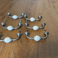 handles