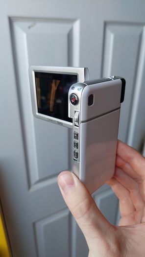 Toshiba S20 Video Camera Camcorder