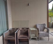 Free: rattan furniture and large glass top (dunlaoghaire)