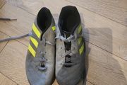 ADIDAS Football studded boots