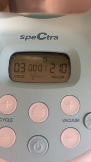 Spectra S1 breast pump