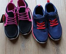 Girls runners, 2 pairs - brand new