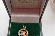 Vintage 9ct gold  claddagh pendant